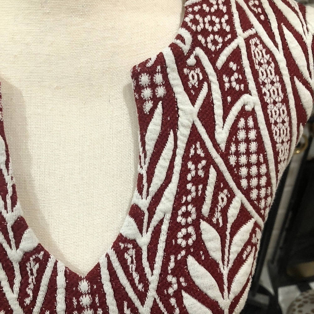 𝅺Anthropologie HD in Paris Picotage Red + White Textured Jacquard Sheath Dress - Picture 4 of 11